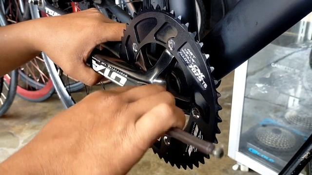 Build Idea - Tsunami SNM100 black with five spokes setup смотреть онлайн