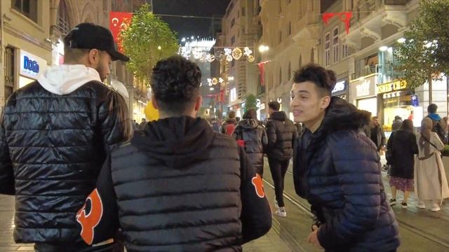 ?? Nightlife District Istiklal Street Istanbul 2022 Turkey [4k] смотреть онлайн