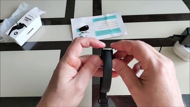 Зарядка Nilkin для Xiaomi Mi Band 4 смотреть онлайн