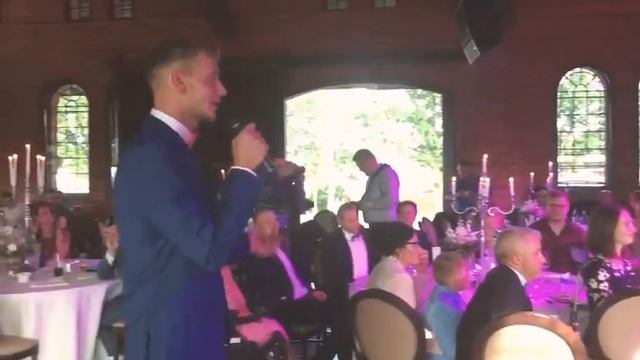 Брат поёт Сестре на Свадьбе смотреть онлайн