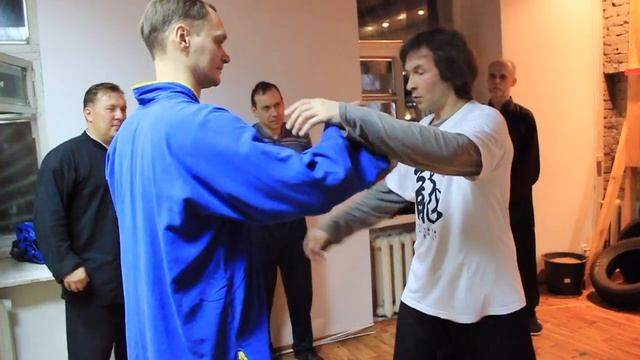 Тайцзицюань Туйшоу - Удан, Ян, У. смотреть онлайн