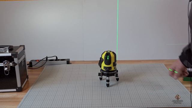 Selbstnivellierender 5 Linien Laser - Firecore FIR411G смотреть онлайн