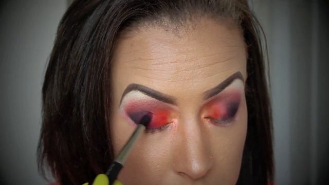 Highly Requested Rainbow Makeup Tutorial w Half Lashes! смотреть онлайн