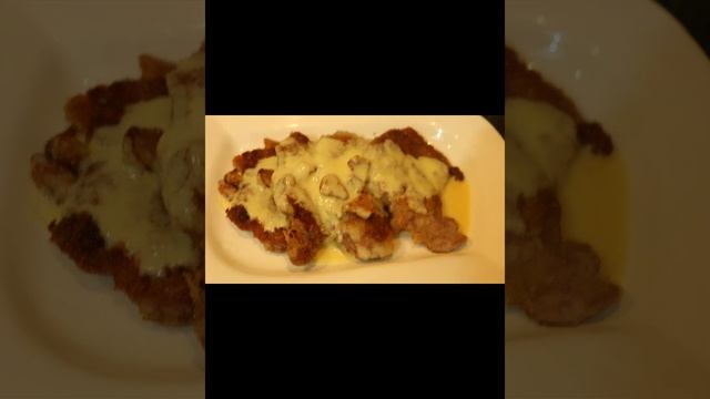 Crispy porkchop with sauce #shortvideo смотреть онлайн