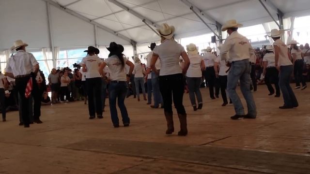 Hilly Billy Country Line Dance 13 luglio 2014 Valsassina Country Festival смотреть онлайн