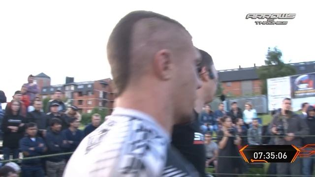 ЭРОКЕЗ против Юного ВДВ бойца !!! Крутой Бой !!! смотреть онлайн