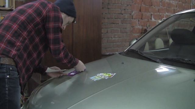 StickerBomb смотреть онлайн