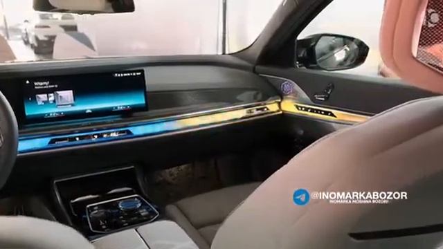 2023 BMW 7 серии M750 - звук, интерьер и экстерьер в деталях