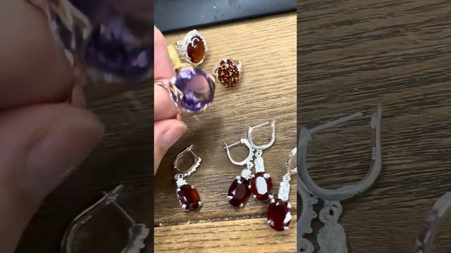 Новинки , украшение с самоцветами смотреть онлайн