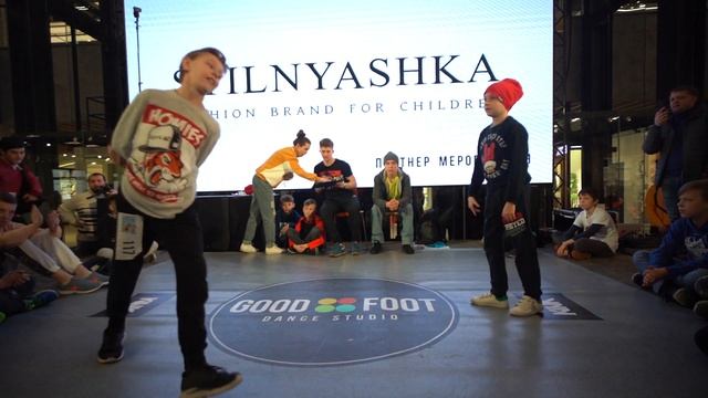 Васин Михаил vs Некаев Илья | 1/8 Break Kids | KIDZA DZA DZA BATTLE #KIDZDZADZA смотреть онлайн