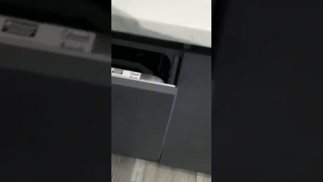 Кухня в потолок с барной столешницей смотреть онлайн