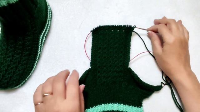 ?МК. Вяжем носки-тапки на 40-42 размер ⏩. На двух спицах без шва на подошве ? смотреть онлайн