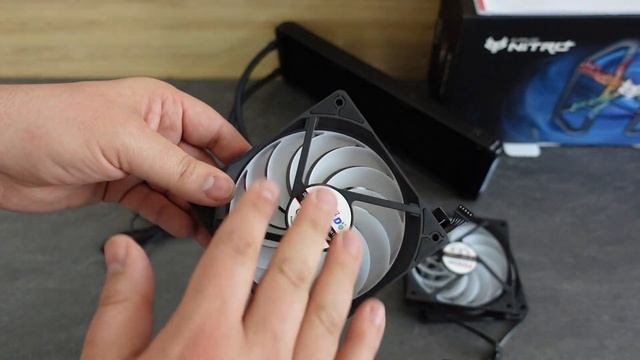 SAPPHIRE NITRO+ S360-A, du 360 mm avec un style toujours aussi étonnant смотреть онлайн