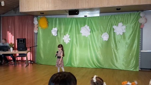 Поздравление с 8 марта." Бабушка милая бабушка" Sofia Gaizenreider смотреть онлайн