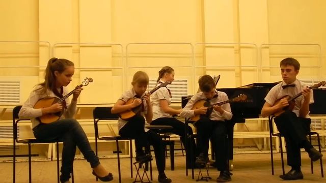 ансамбль "Три + два" А.Лядов "Танец комара" смотреть онлайн