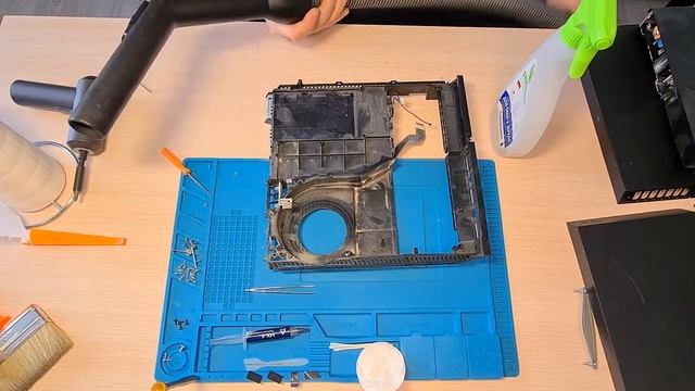 КАК ПОЧИСТИТЬ PLAYSTATION 4 FAT / ЗАМЕНА ТЕРМОПАСТЫ смотреть онлайн