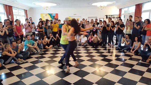 Daniel & Désirée ~ Bachata Sensual ~ Festival SBK 2015 смотреть онлайн