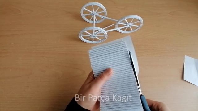 Dekoratif Masaüstü Bisiklet Kalemlik Yapımı / Paper Cycle Pen Stand - paper crafts смотреть онлайн