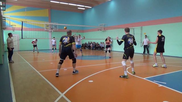 ZERO – Данко. Общий счет 0:3 (сет 1) смотреть онлайн