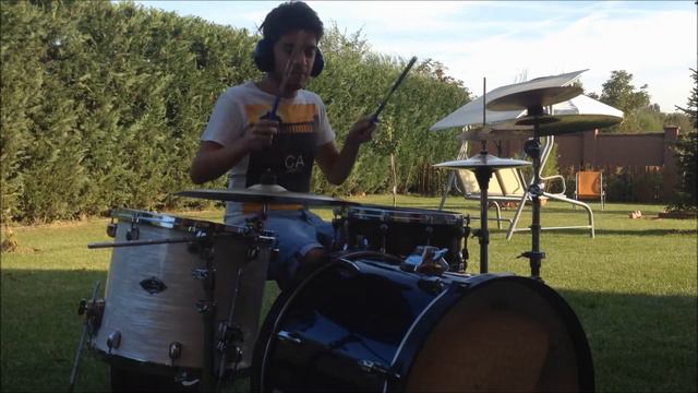 Young the Giant:"Cough Syrup"-Drum cover by Drummeriki смотреть онлайн