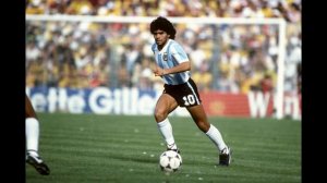 Умер футболист Диего Марадона. Скрытые причины его смерти