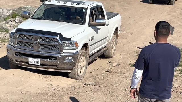 Nissan Titan off roading with Jeep Wrangler and Ram 2500 part-2of2 смотреть онлайн