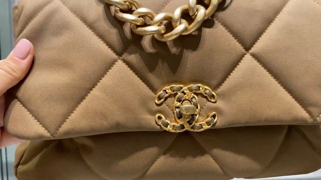 ?SHOPPING IN MILAN AND SERRAVALLE OUTLET| WHAT I BOUGHT From Burberry, Canada Goose And More!