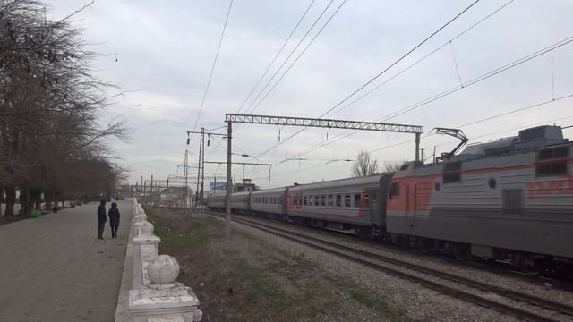 «По побережью Каспийского моря» ЭП1П-050 с пассажирским поездом №374 Тюмень - Дербент смотреть онлайн