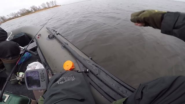 Ратлины в отвес это сила / Ловля судака на ратлины / Ратлины