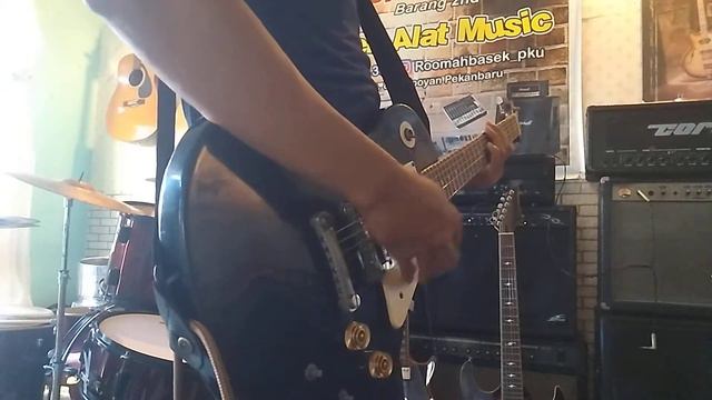 Gitar EPIPHONE LP 100 ORI. смотреть онлайн