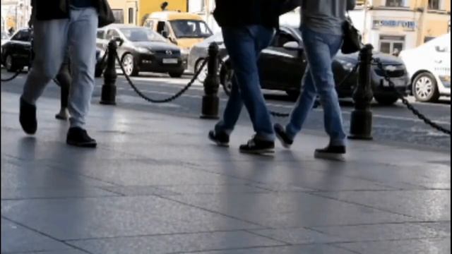 Роза каждому дарила частицу собственной души. Красивый стих про осень под музыку Чайковского. смотреть онлайн