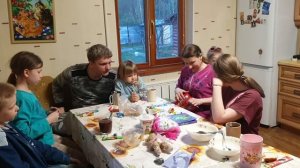 Семейный деревенский ужин семьи Колесниковых