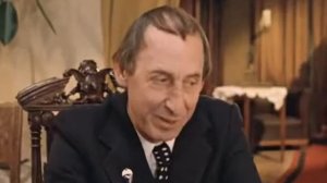 В 40 лет жизнь только начинается. ( Москва слезам не верит ).