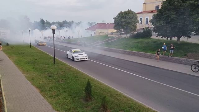 Парад машин смотреть онлайн