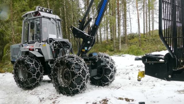 Vimek 404 T8 Duo i Värmlandsskogen - skördaren blir skotare смотреть онлайн