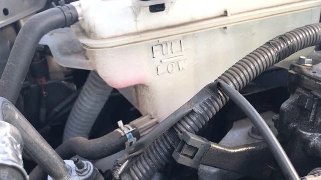How to Check & Add Coolant Level in Toyota Rav4 2013-2016 смотреть онлайн