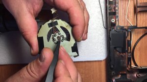 Как смазать кулер в ноутбуке не разборный