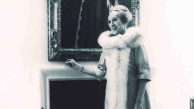 Aerin Lauder's Inspiration: Tuberose Fragrance Collection смотреть онлайн