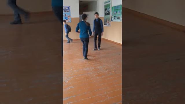 Как думаете кто победит?👣 смотреть онлайн