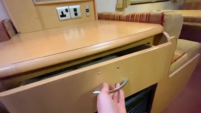 Английский караван Coachman Amara 520/4 смотреть онлайн
