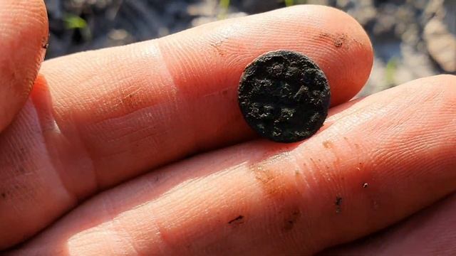 Богатый коп с Simplex Plus, Петровские времена, распаханные фундаменты шурф дома, коп на поле и лес смотреть онлайн