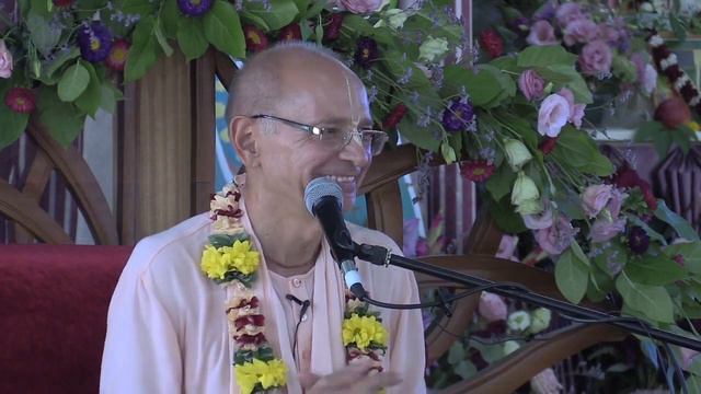 2021.08.10 - Что значит быть гаудиа-вайшнавом Ретрит в Магдалиновке Лекция 3 Бхакти Вигьяна Госвами смотреть онлайн