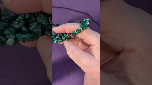 Бусы из малахита смотреть онлайн