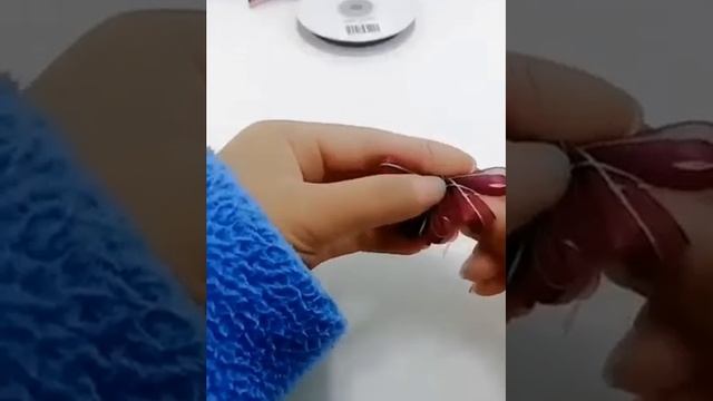 Заколка для волос с цветком | Техника канзаши | With your hands | Kanzashi Technique | DIY | смотреть онлайн