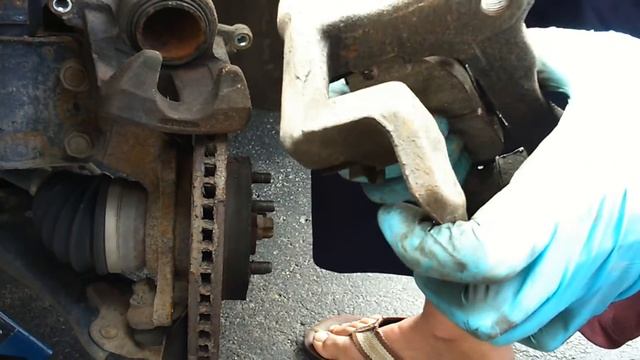 Как поменять колодки на Toyota Matrix 2003-2008 смотреть онлайн