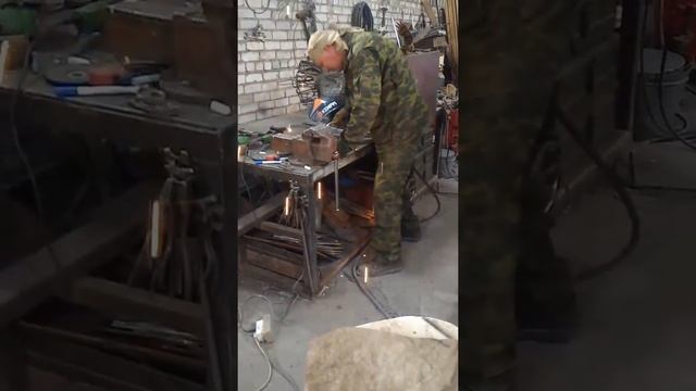 Создание рыбы из болтов и шайб смотреть онлайн
