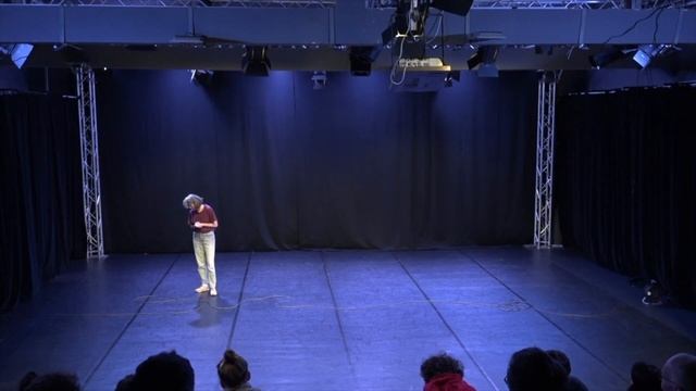 unde rămân când îmi arunc cuvântul / Andreea David ... future reading into infinity смотреть онлайн