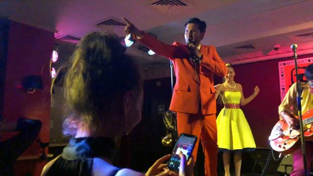 Кавер группа DISCOBANDA - Хиты в авторских аранжировках. смотреть онлайн