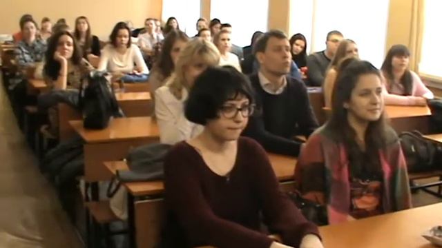 Профессор Шаталова О.В. исполняет песню Вероники Долиной "молва" смотреть онлайн