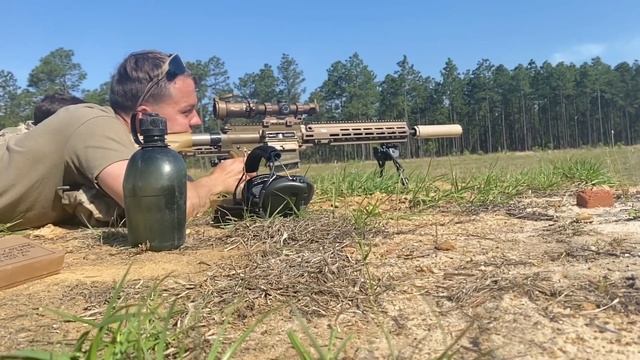 Few shots with HK M110 A1 and OSS can смотреть онлайн